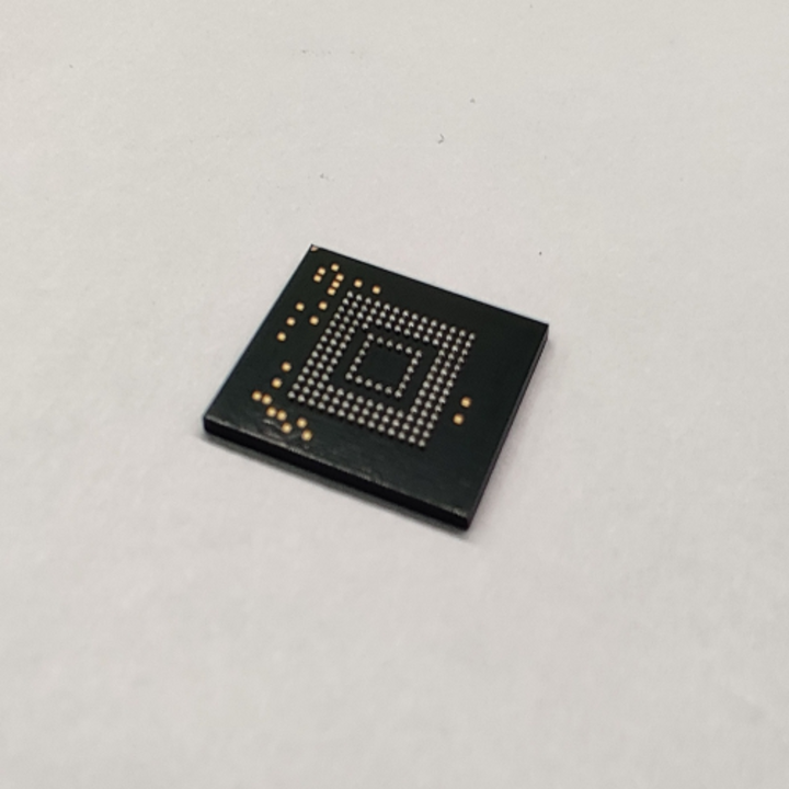Reparación MCU 1 TESLA